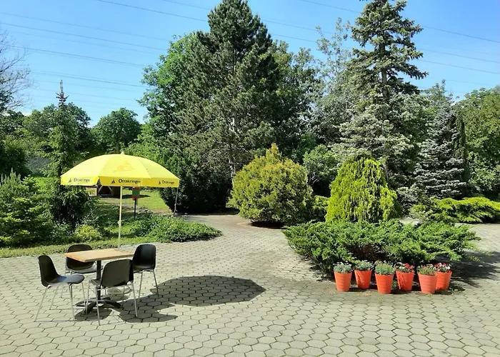 Lenas West Hotel